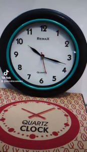 REMAX Jam Dinding Bulat Quartz 330 Sedang / Jam Dinding Polos 25 Cm