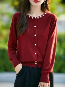 เสื้อคาร์ดิแกนถักผ้าขนสัตว์เนื้อนุ่มสำหรับผู้หญิง เสื้อคลุมกันหนาวแบบสวมสบาย สไตล์เรียบง่าย แขนยาว ปกติ