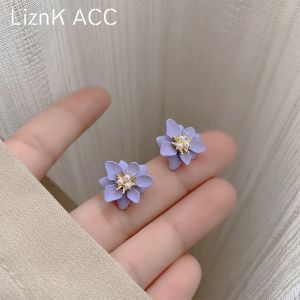Unique Purple Flower Imitation Pearl Earrings Womens Fashion Jewelry Fresh out Alloy Embedded Artificial Gemstone Ear Rings