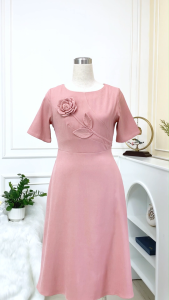 Đầm nữ trung niên thiết kế sang trọng chất liệu Chéo nhung co dãn nhẹ bề mặt mịn mượt DD4L0306 Thời trang Thiều Hoa