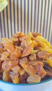 Kismis Manis 500gr Golden Raisin / Anggur Kering Tanpa Biji Oleh oleh Haji Umroh