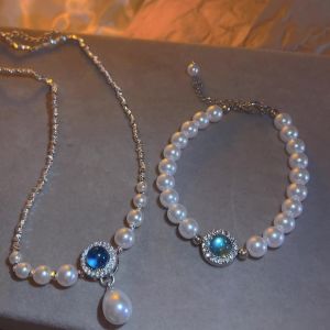 Ready Stock 1PCS Sea Blue Treasure Imitation Pearl Bracelet Design Fashionable and Versatile Retro Suitable for Womens Fashion Jewelry