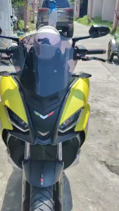 Aprilia SR GT 200 Windshield ONLY!