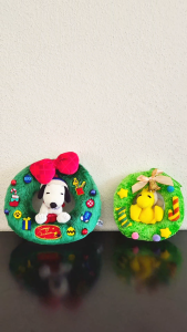 Snoopy & Woodstock in Christmas wreath