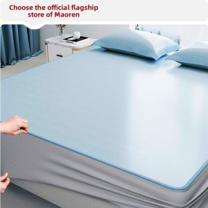 MiiOW | Cooling Soft Breathable Washable Folding Mat