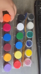 【Daily Suki Store】6/12 Colors Non-Toxic Washable Poster Paints Set Safe for Kids Vibrant Watercolor for School Art Projects DIY & Crafts Long-Lasting Pigments"