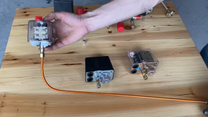 Discharge Pipe Kompresor Udara / Selang Tanda Tanya Kompresor Benang / Pipa Kompresor Angin