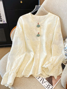 เสื้อเชิ้ตผู้หญิงแขนยาวปานกลางคอตั้งลายดอกไม้สไตล์จีนปักลายผ้าลูกไม้ขอบใบบัวดีไซน์ตกแต่งกระดุมเสื้อสัมผัสฤดูใบไม้ผลิ 2025