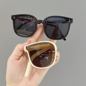 Childrens Folding Sunglasses UV Protection Fashionable Summer Sun Protection for Boys And Girls Baby Sunglasses Trendy