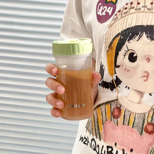 Cốc Nhựa Cầm Tay Phong Cách Mới 2025 Cho Nữ Cốc Đựng Nước Di Động Mùa Hè Cốc Uống Thẳng Cho Học Sinh Và Trẻ Em