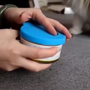 1 SET (Tutup + Sendok) Makanan Kaleng Kucing Anjing Tutupan Kaleng Whiskas