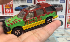 รถจูราสสิคโทมิก้าขนาดเล็ก 。ₓₒ⋆ Tomica Dream SP Jurassic World Tour รถยาว 7 ซม ใหม่ในซีล