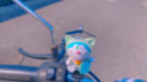 Keychain Doraemon a Dream Cute Car Ornament Bamboo Dragonfly Helmet Wind Breaking Electric Motorcycle