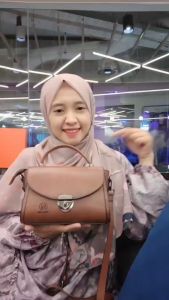 Tas Selempang Wanita Aghnia by Alagadis