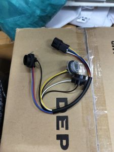 ขั้วไฟท้าย ดีแมก 03 izusu dmax ไม่มีหลอดใส่กับปลั้กแท้ที่ตัวรถตามรูปได้เลย