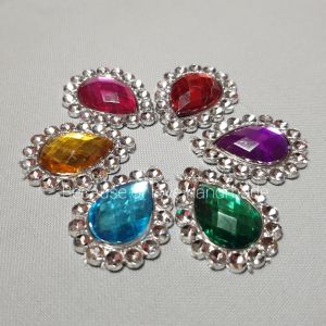 พลอย เพชรหยดน้ำติดกรอบเงิน (10 ชิ้น  50 ชิ้น)  พลอยหยดน้ำ พลอยติดบายศรี เพชรหยดน้ำ กรอบหยดน้ำ