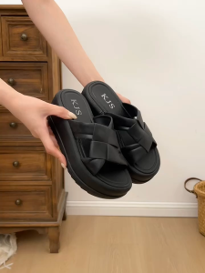 Summer Soft Women Wedge Sandals Flat wedge sandals for ladies