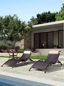 ST MIRREN | Waterproof Rattan Lounge Bed