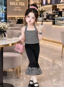 Set quần loe bèo phối áo sọc lạ outfit cho bé gái (7-22 kg)