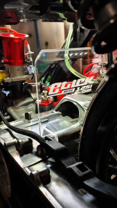 แผ่นบังฝุ่นอะคริลิค คลิก125i ตัวหนา4มิล แผ่นปิดเรือนลิ้นเร่ง Click125i งานเลเซอร์ แถมฟรีชุดน็อตสแตนเลส