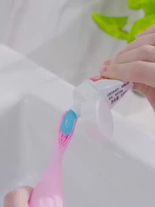 ✨แปรงสีฟันไฟฟ้าคู่รัก | มัลติฟังก์ชั่น โหมดทำความสะอาดอัตโนมัติ | กันน้ำ IPX7 + ชาร์จไว 1 ชม.  | ไซส์กระเป๋าตังค์ ✨สำหรับเที่ยวทะเล/คอนเสิร์ต!