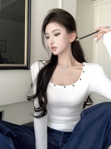 GUZILIAN | Spicy Girl Style Unique Design Rivet Round Neck Long Sleeve Womens Autumn Winter Elastic Slim Fit Base Shirt T-shirt