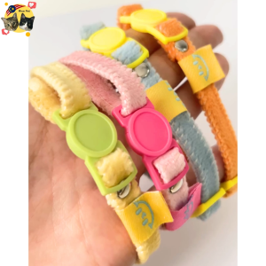 Colorful Adjustable Safety Cat Collar Pet Dog Collar (20–30 cm)