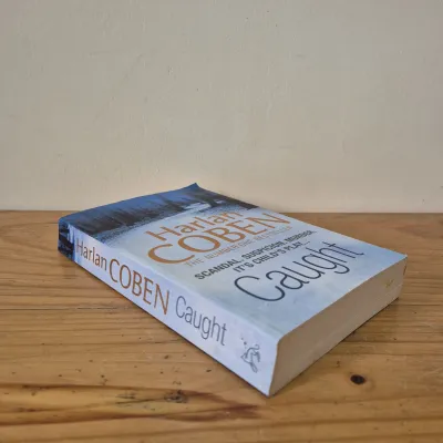 [Preloved] Harlan Coben author of Fade Away Back Spin The Stranger Deal Breaker etc