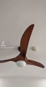 quạt Trần Đèn 3 Cánh Vân Gỗ có điều khiển từ xa đèn ánh sáng 3 chế độ màutặng điều khiển từ xa