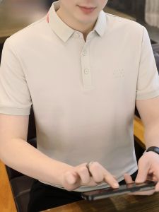 HENGYUANXIANG | เสื้อยืดคอโปโลผู้ชายแขนสั้นผ้าฝ้ายผสมไหมน้ำแข็ง สีพื้น ทรงหลวม ระบายอากาศได้ดี แฟชั่นฤดูร้อน เสื้อผ้าทำงาน
