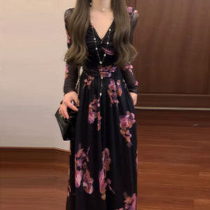 CHANGTONG | Unique V-Neck Printed Retro Long Dress Slim Fit