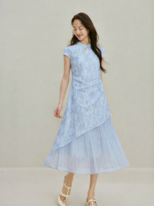 INMAN | Vintage Style Gradient Embroidery Short Sleeve Cheongsam Dress