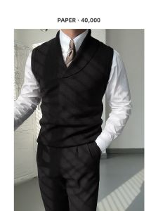 Commute Slim Fit V-Neck Versatile Mens Vest