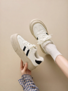 Josiny | New Warm Versatile Platform Sneakers