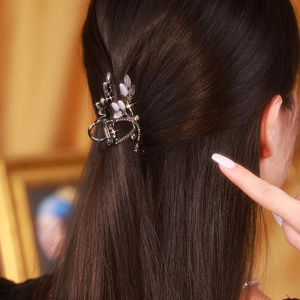 Fancy Small Hair Grabbing Clip Exquisite Opal Flower Style Updo Loose Clip Headdress Elegant Graceful Back Head Barrettes