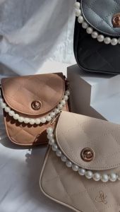 Pearly Bag