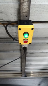 Nút nhấn nhả IDEIN IDEC YW-E10 công tắc IDEIN nút nhấn giữ tủ điện có đèn không đèn phi 22