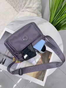 TAS SELEMPANG WANITA IMPORT CHIBAO BAHAN PARASUT 16021-PS#