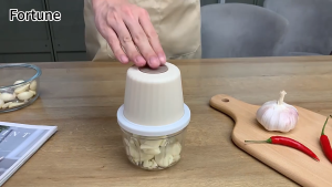 MEEVIDA 400ml Electric Garlic Beater  Food Processor Food Chopper Garlic Masher Wireless Mini Meat Grinder Blender