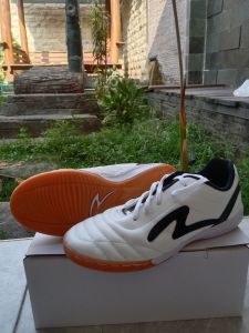 Sepatu Futsal Spc Terbaru Size 38 39 40 41 42 43 Outsole sudah dijahit muter