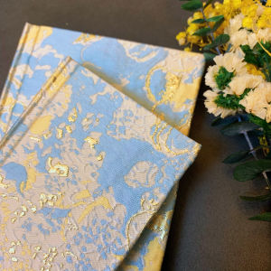 Hebens Book สมุดบันทึกแบบพกพาขนาด A5 ปกผ้า จดบันทึกประจำวันสีเหลืองและสีน้ำเงิน สมุดบันทึกแบบพกพาที่สวยงามและหรูหรา