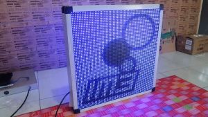 Running Text Dua Sisi 73x73cm Biru Wifi Outdoor