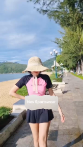 Bộ Đồ bơi Nữ NES Bikini 2 mảnh Áo phối Hồng in chữ Ngắn tay Chân váy rời năng động kín đáo NS073