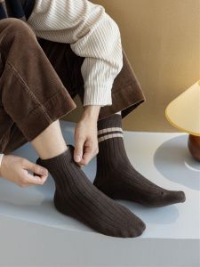 ถุงเท้าผ้าขนสัตว์หนาสำหรับผู้ชาย ถุงเท้าครึ่งแข้งลายทาง อบอุ่น ป้องกันความร้อน ฤดูหนาว สไตล์ใหม่ ถุงเท้าผ้าขนสัตว์สำหรับผู้ชาย