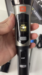 NEW JBL. 30S/50S Professional UHF Wireless Microphone with Built-In Rechargeable Battery For Karaoke