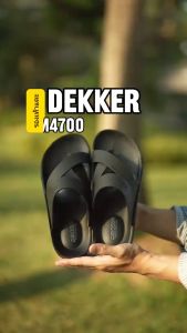 SCPPLaza รองเท้าเพื่อสุขภาพ รองเท้าแตะผู้ชาย หูคีบ/หูหนีบ Dekker KM4700 พื้นนุ่ม ใส่สบาย ดีไซน์ทันสมัย ขนาดเบอร์ 39-44