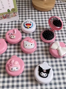 [Choo Choo Toy] Cute Hair Comb With Mirror Foldable Comb Air Cushion Hair Comb Mini Sikat Rambut Liput 折叠小梳子-H89