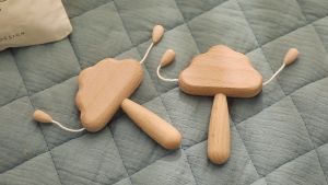 Baby Toys Beech Wooden Cloud Wood Rattle Handbell Musical Rattle Montessori Toy Baby Accessories 1pc