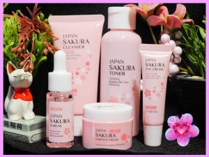 JAPAN SAKURA SKINCARE SET. HIGH QUALITY SKINCARE. ORGANIC FACIAL WHITENING AND ANTI-AGING