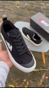 Sneakers Aeko/Sepatu Filadeo Blackwhite Pria/Wanita Lokal Made in Indonesia